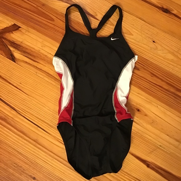 Nike Other - Nike swimsuit sz 6 women’s training euc